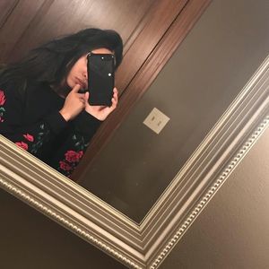 Meet your Posher, Camila isabel